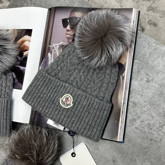 95% NEW MONCLER BEANIE HAT, WITH REAL FUR, WOOL MATERIAL - Picture 3 of 11